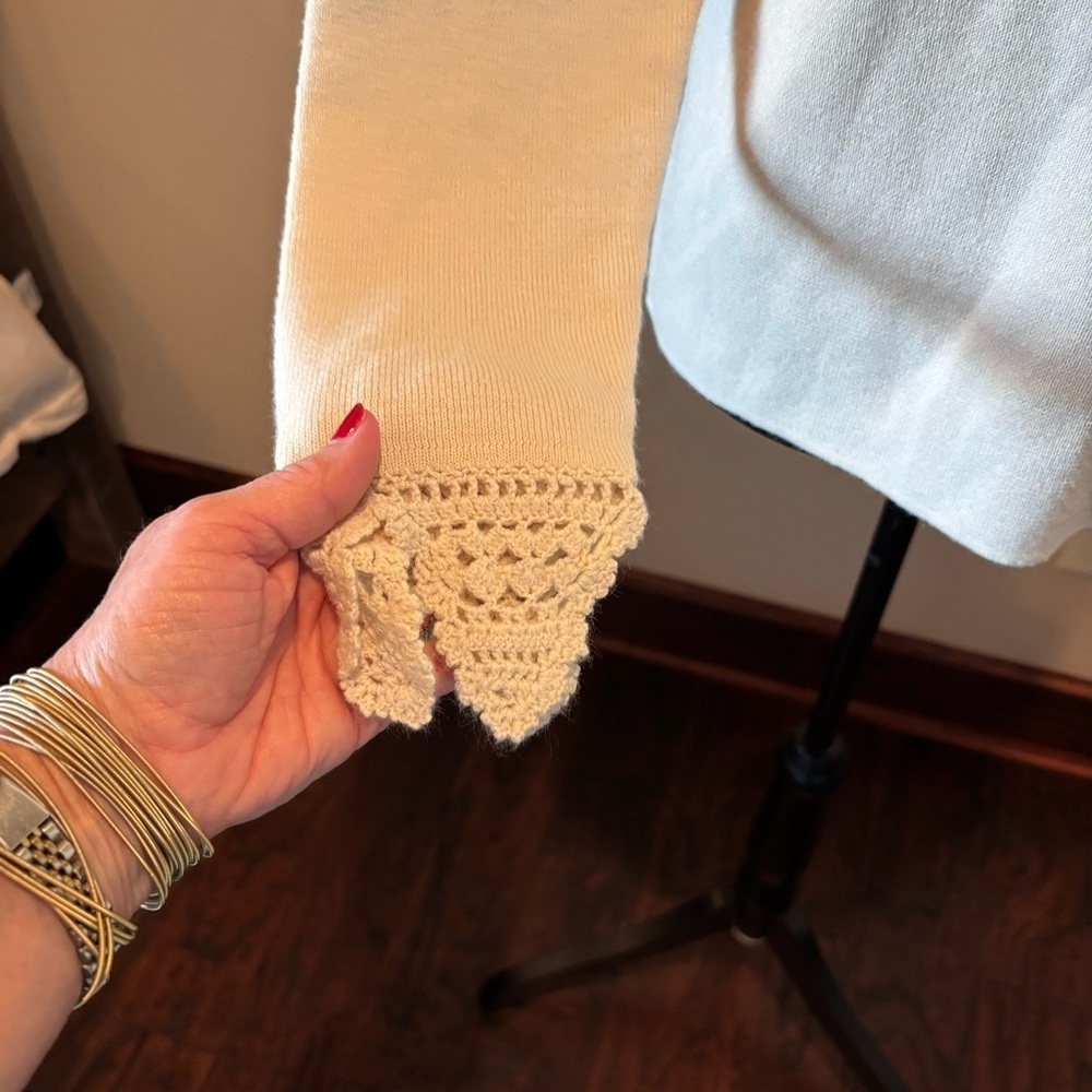 Soft Surroundings Cream Crochet Cowl Neck Sweater, Medium, Cottagecore Prairie - Picture 4 of 11